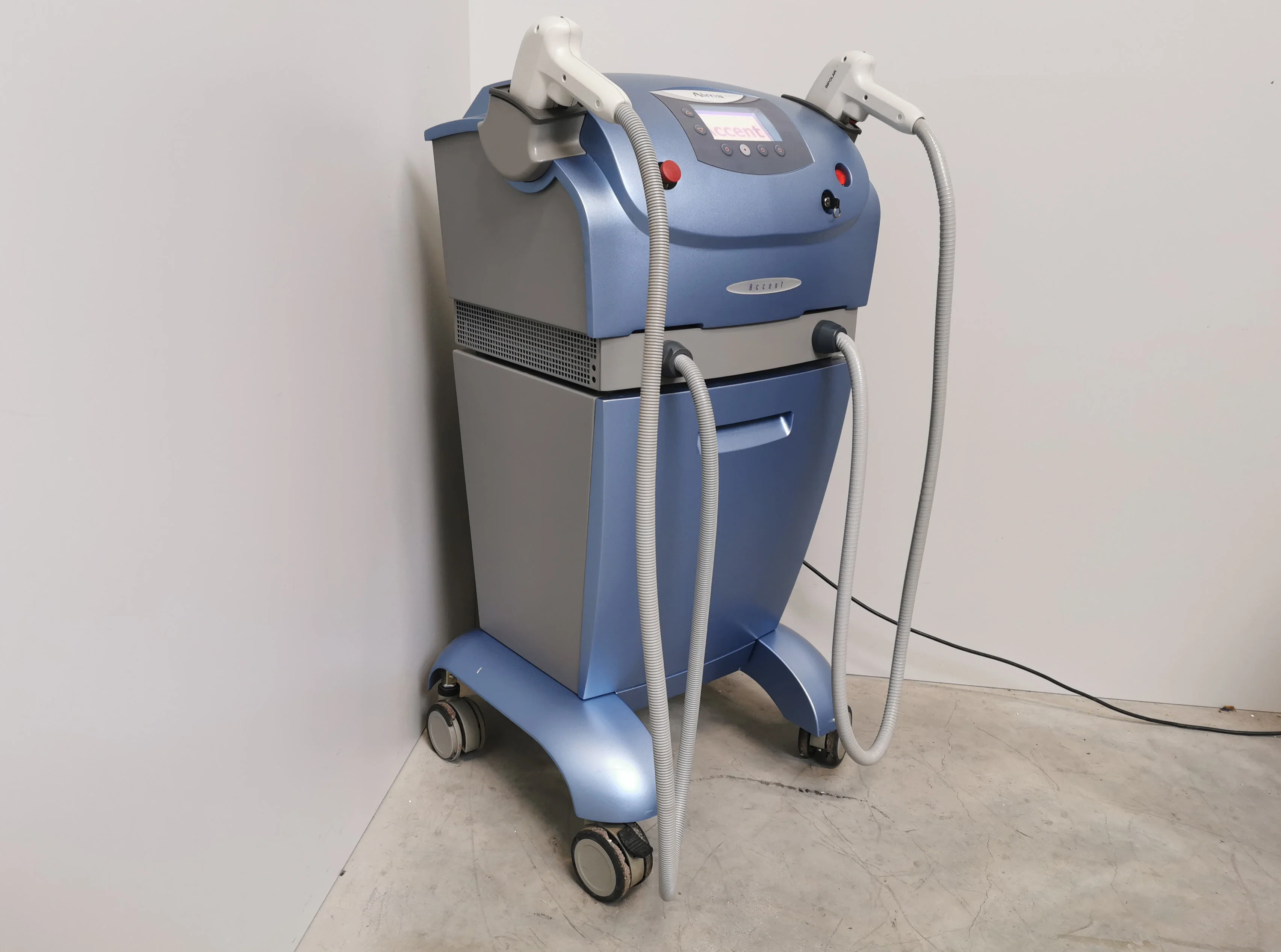 Für Ersatzteile ALMA Accent