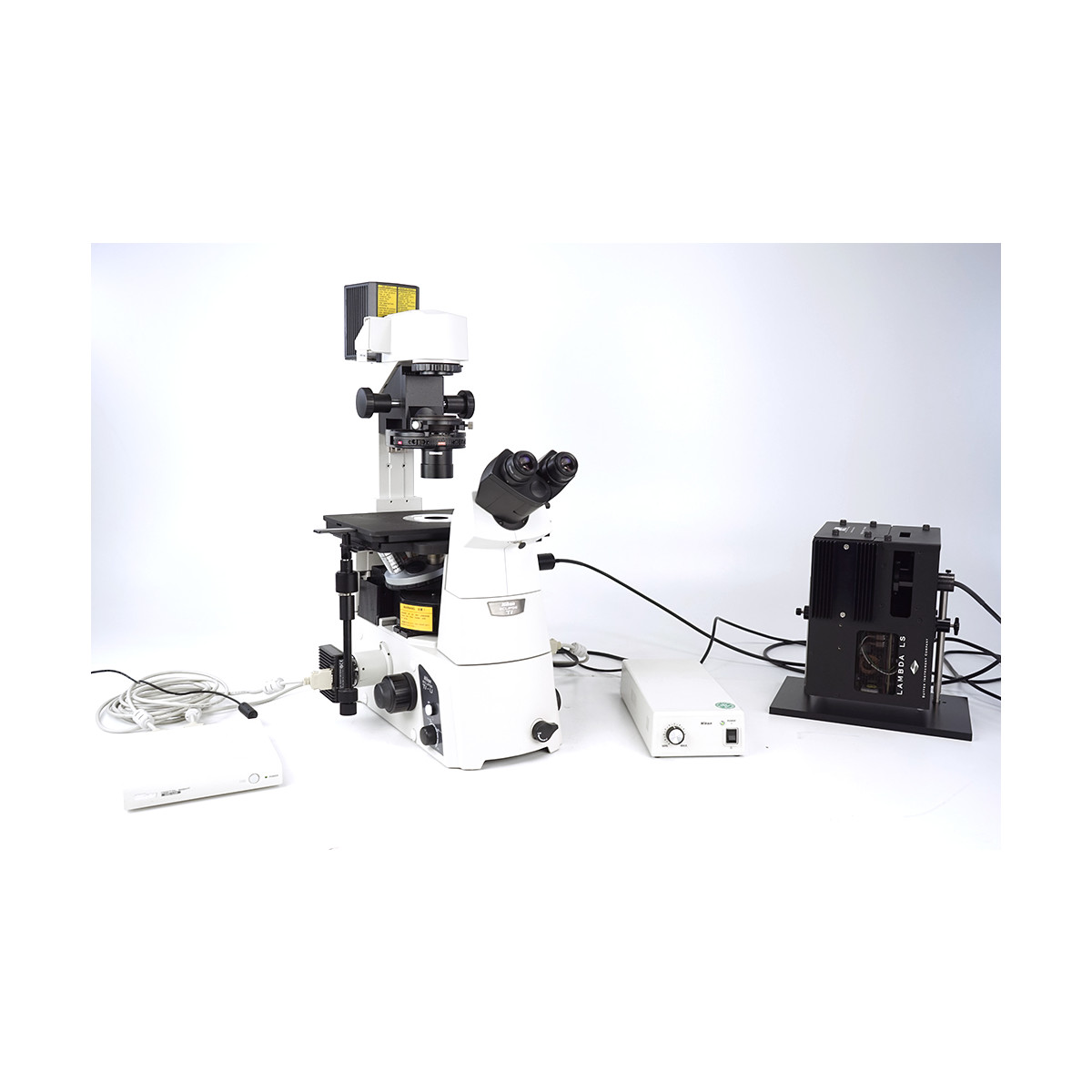 Nikon Ti-U Inverted Fluorescence Microscope + Lambda LS + DS-Ri1 / DS, 14.280,00 €