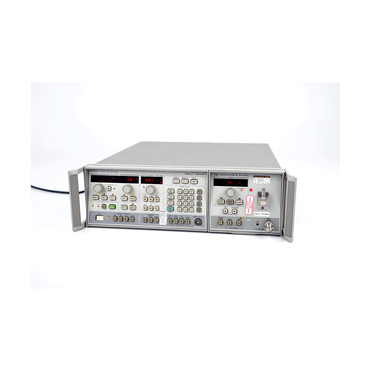 HP 8350B Sweep Oscillator + 83572B RF Plug-In 26.5 - 40 GHz, 3.570,00 €