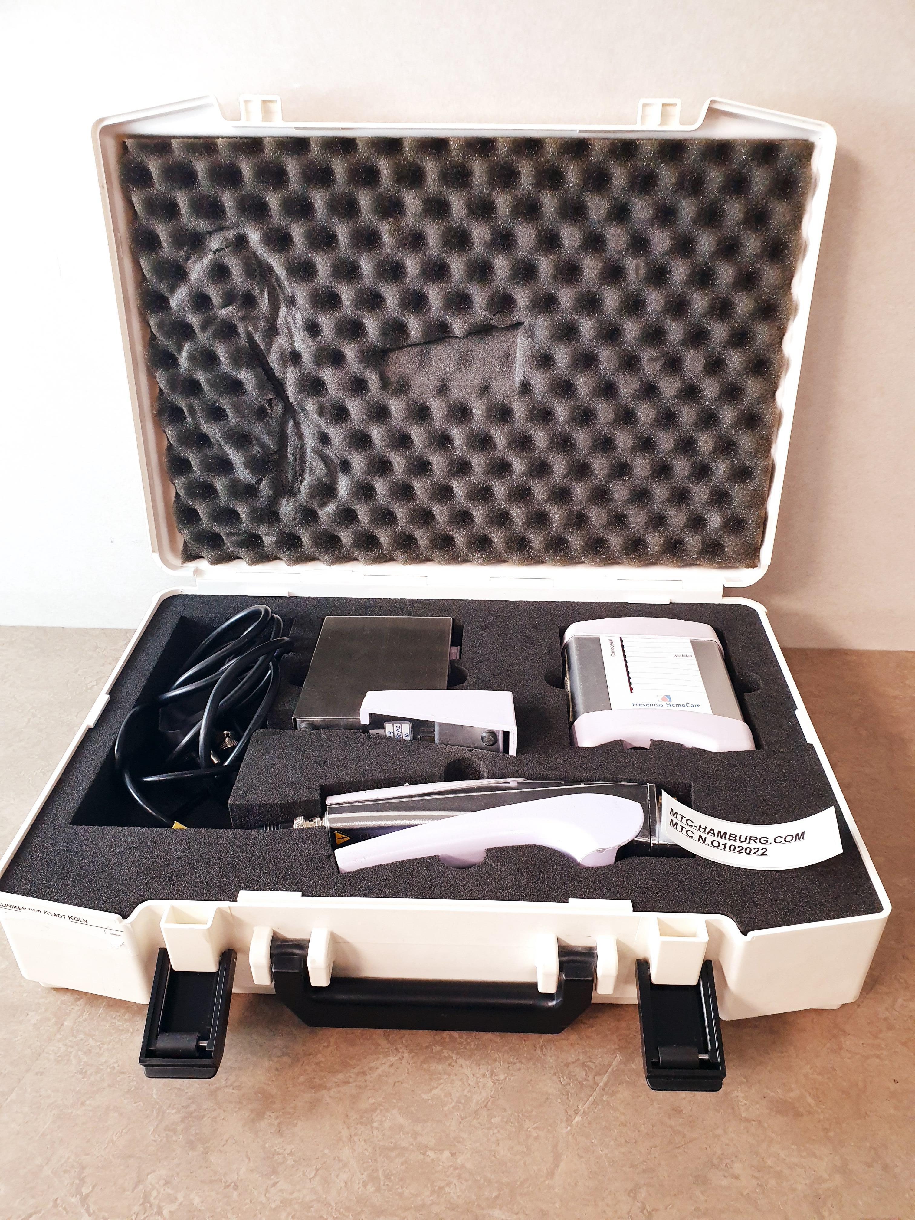 Gebraucht FRESENIUS HEMOCARE F3002