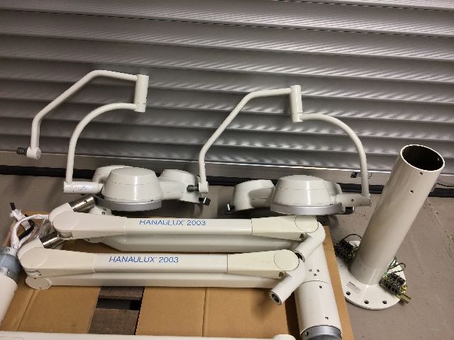 OP-Lampe (Deckenmontage)