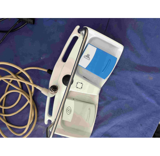 PHILIPS Wired Footswitch