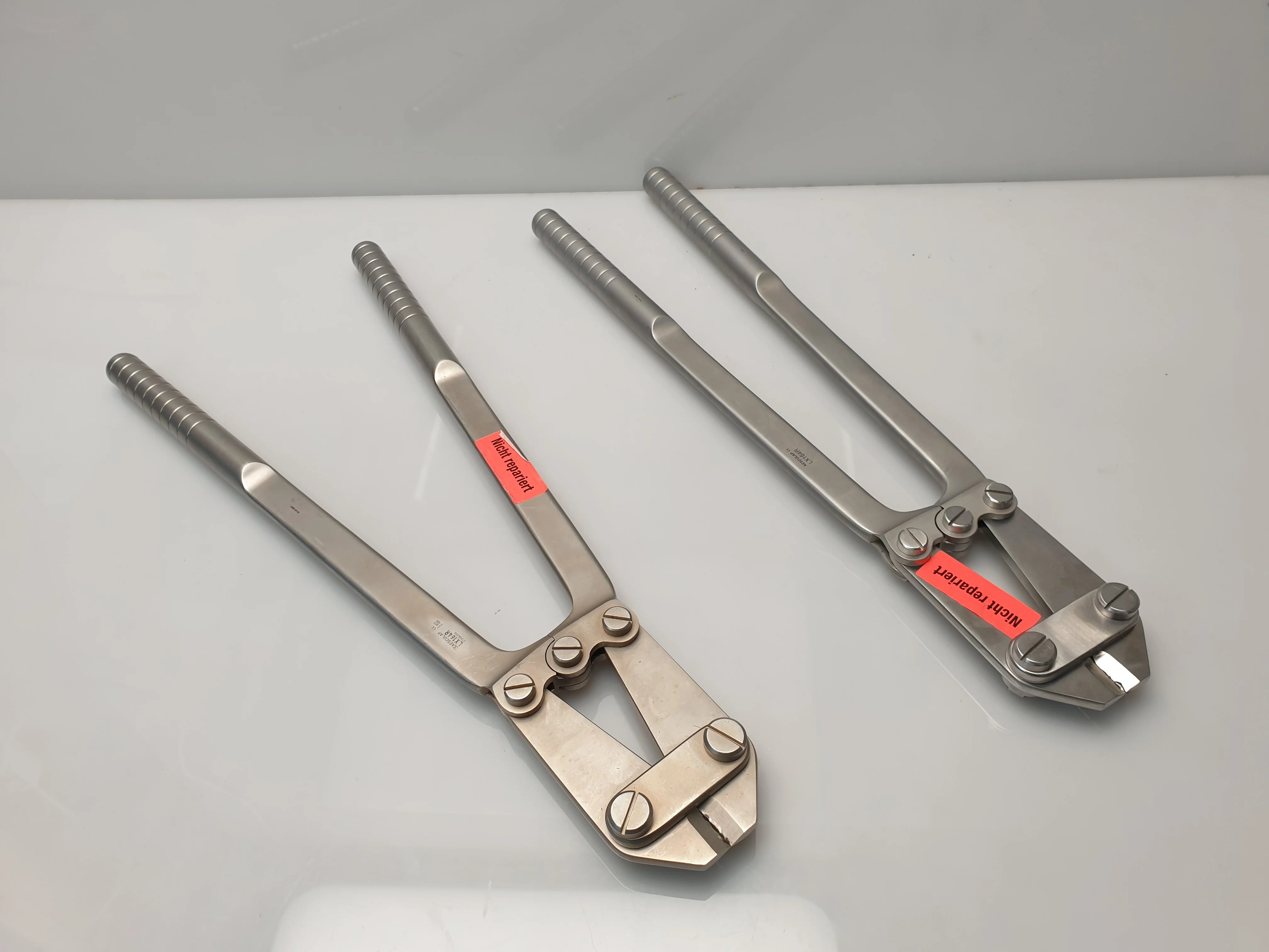 Für Ersatzteile AESCULAP LX164R