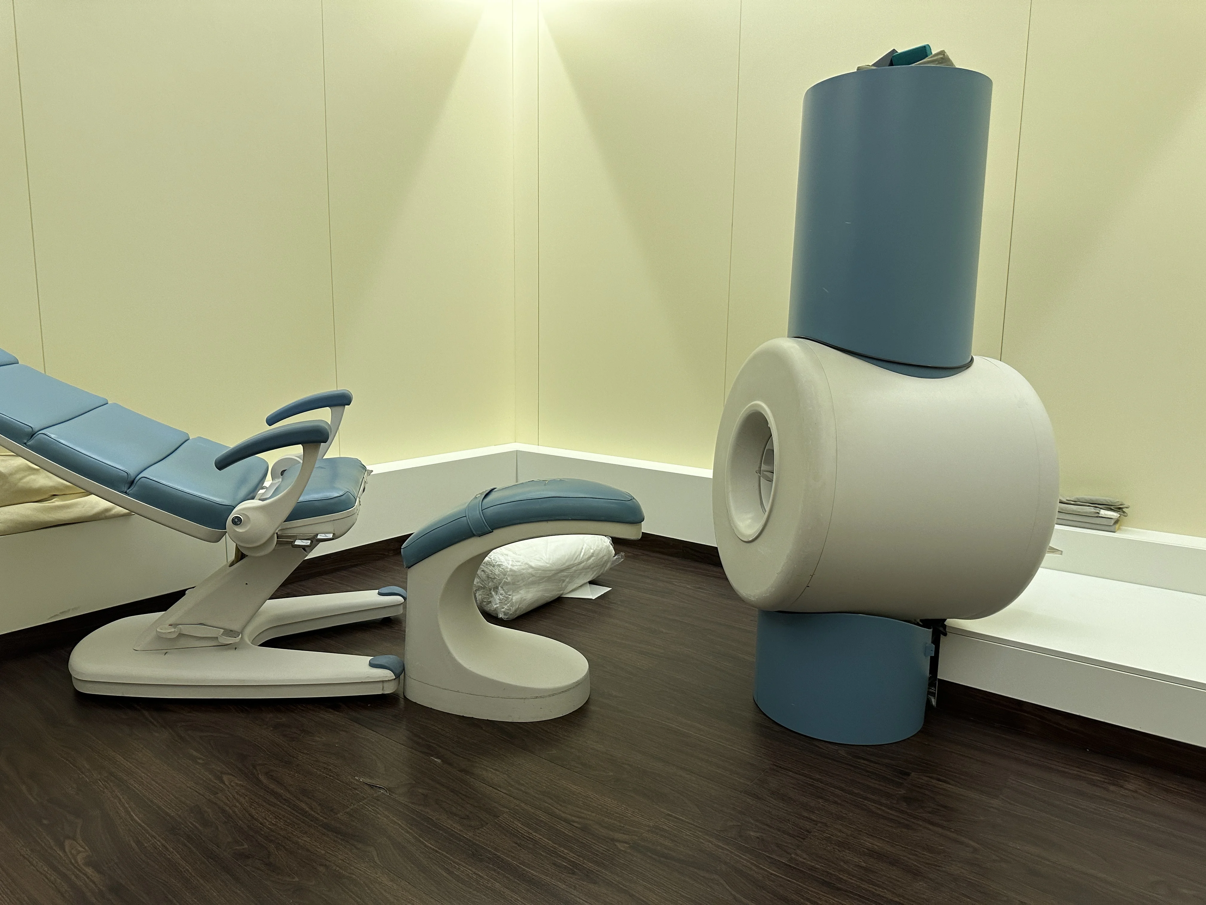 Gebraucht – Gut 2010 GE HEALTHCARE ONI MSK Extreme 1.5T