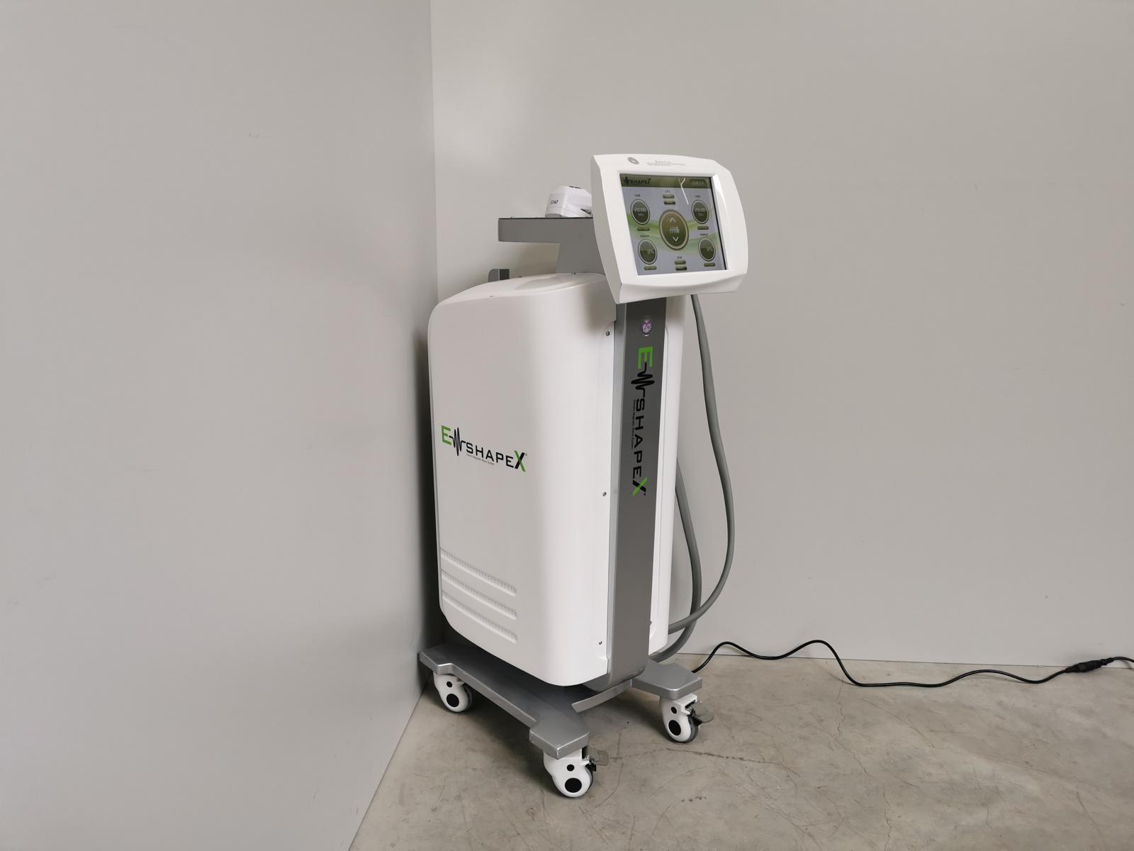 Gebraucht – Gut AWENEX EMShape X