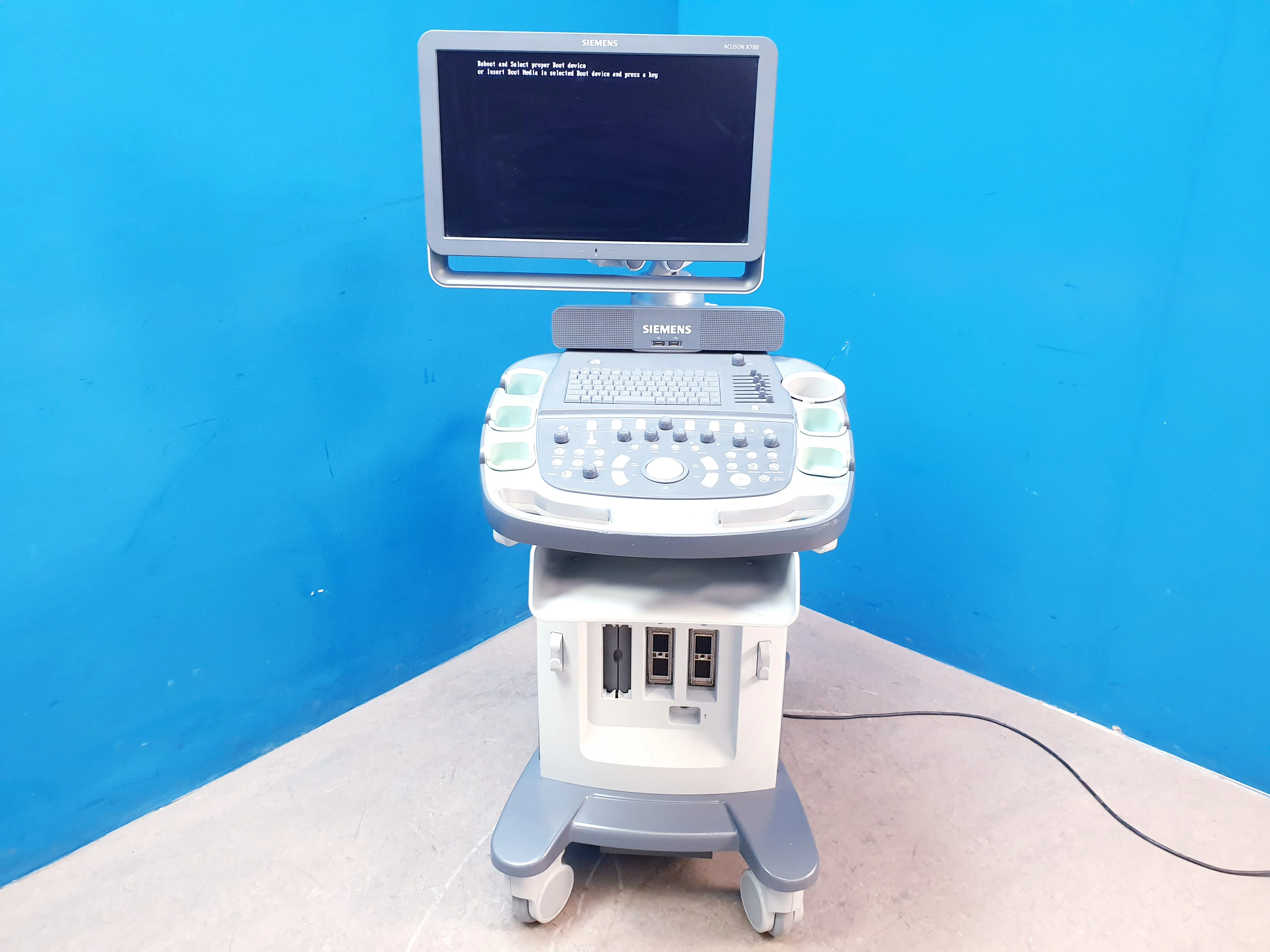 Gebraucht – Sehr Gut SIEMENS ACUSON X700