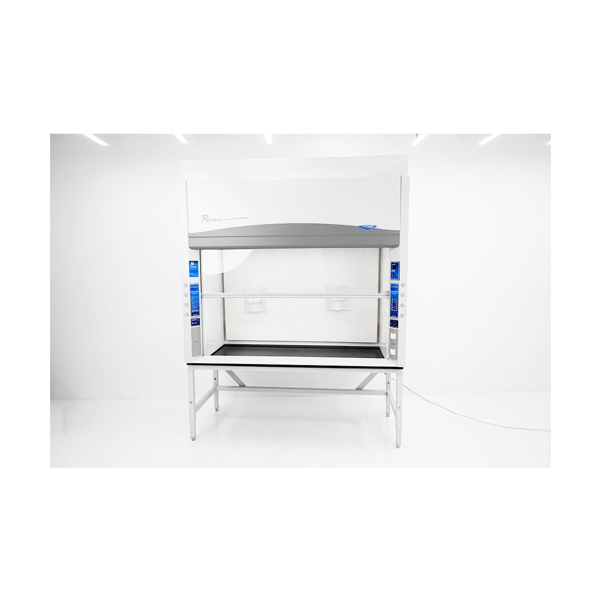 Labconco Protector Premier Laboratory Fume Hood 6' 182cm incl. Blower, 6.545,00 €