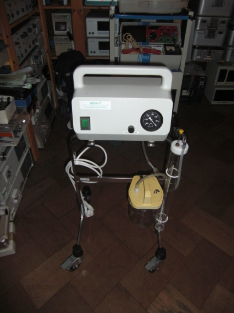 Absauger (Thoraxdrainage)