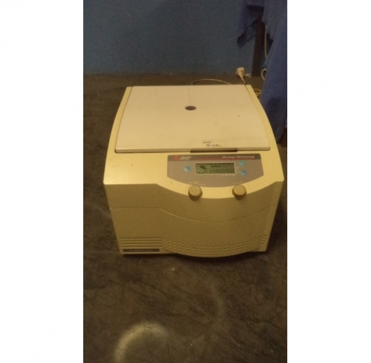 BECKMAN COULTER Microfuge 22R Centrifuge
