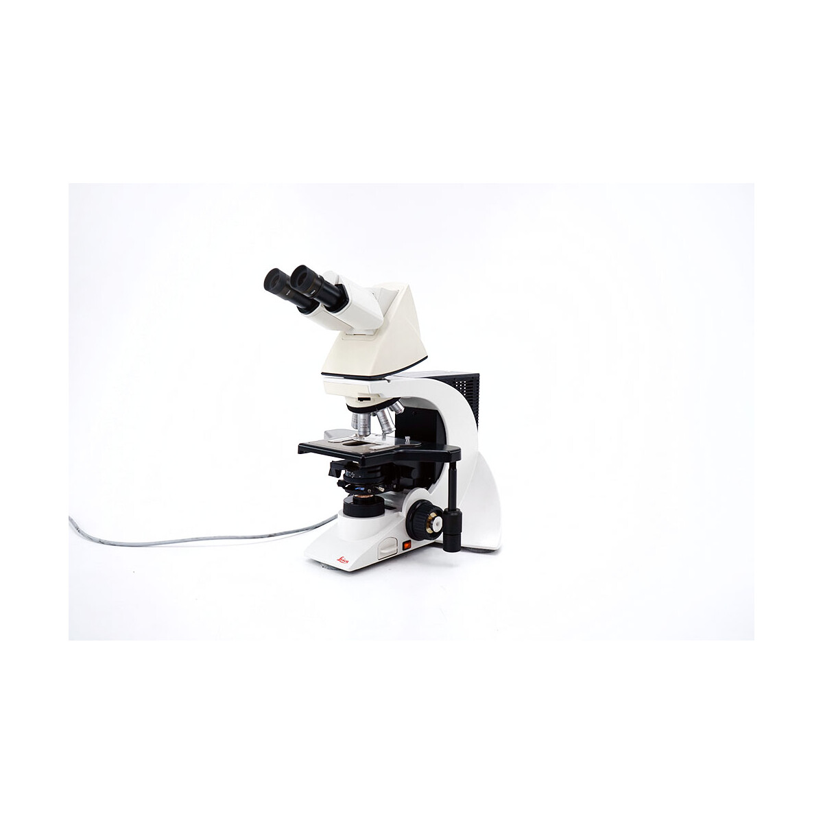 Leica DM2000 Mikroskop Microscope 4x 10x 20x 40x 63x 100x 0.9 S1, 2.380,00 €