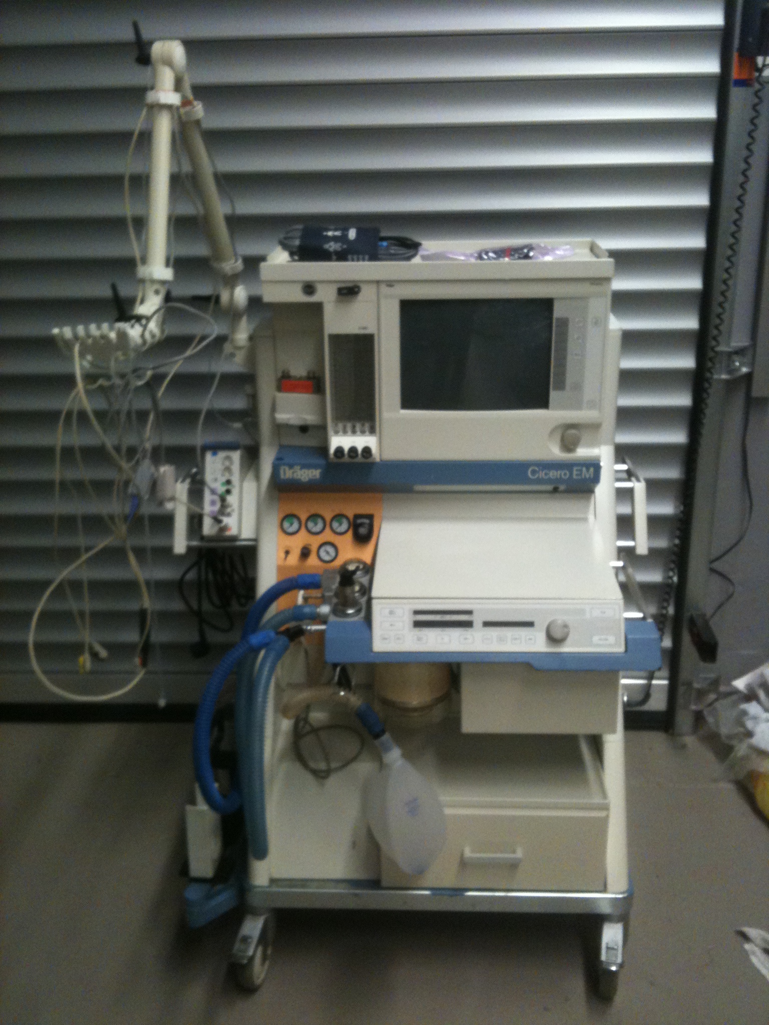 Narkosebeatmungsgerät