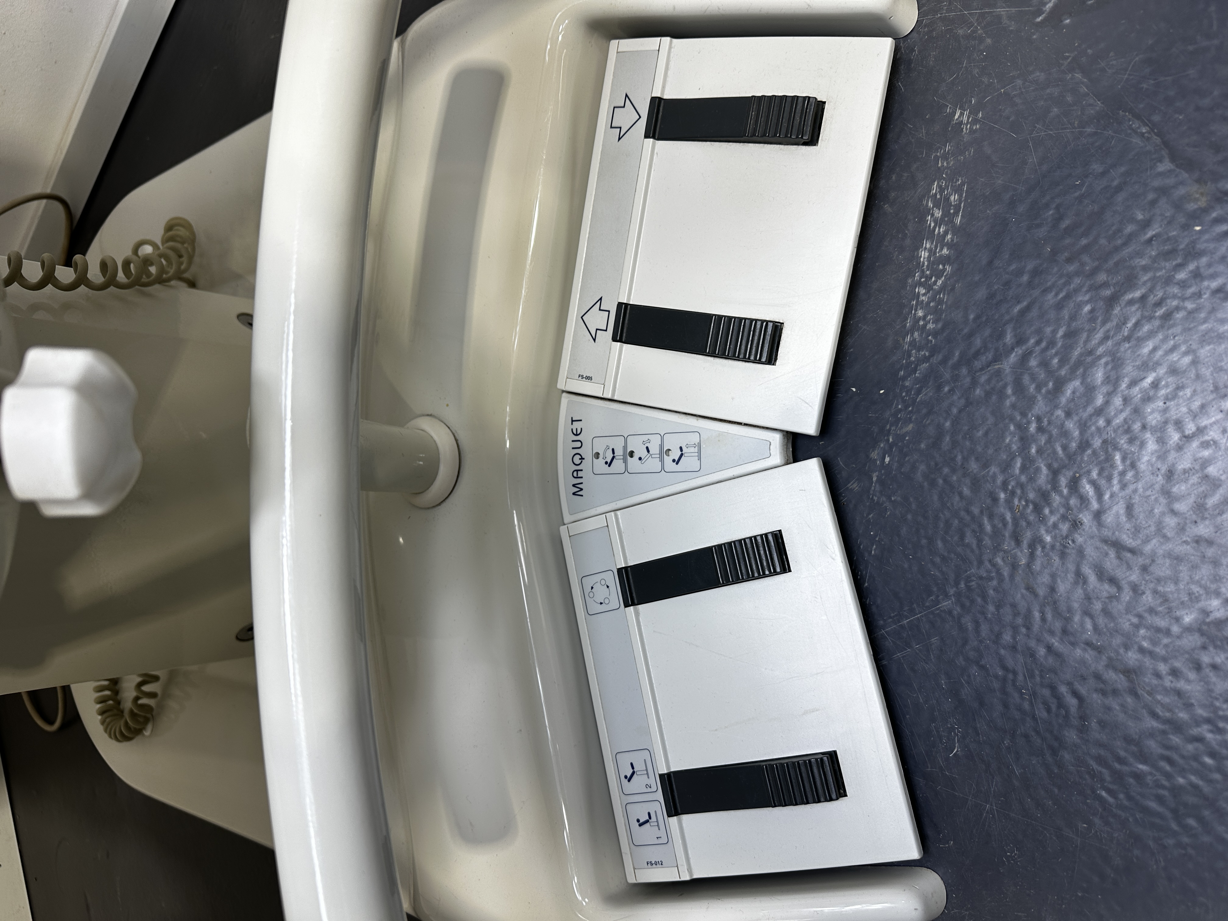 Gynäkologischer Untersuchungsstuhl