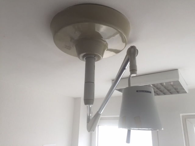 OP-Lampe/Untersuchungslampe (Deckenmontage)