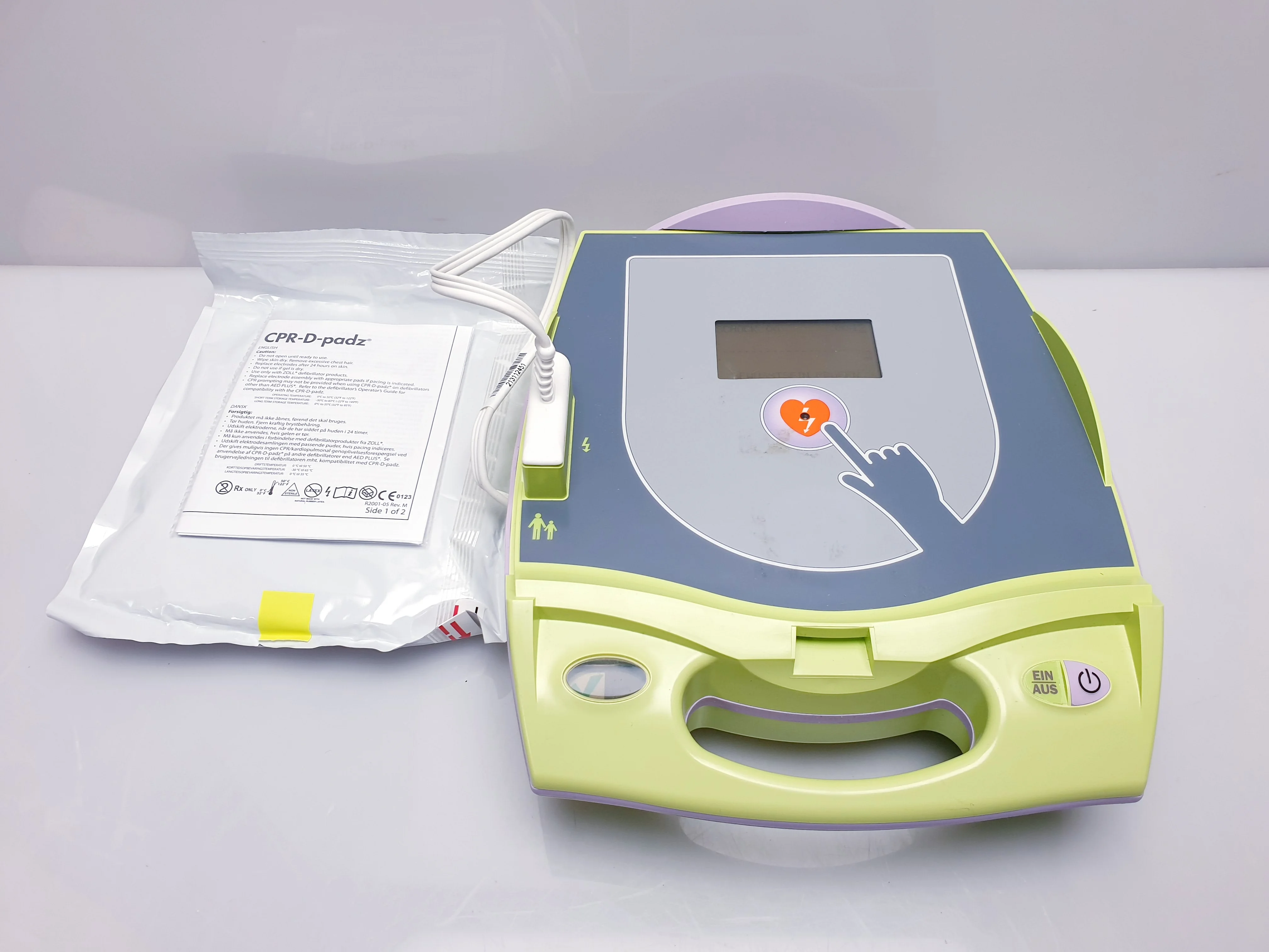 Gebraucht – Sehr Gut ZOLL AED Plus