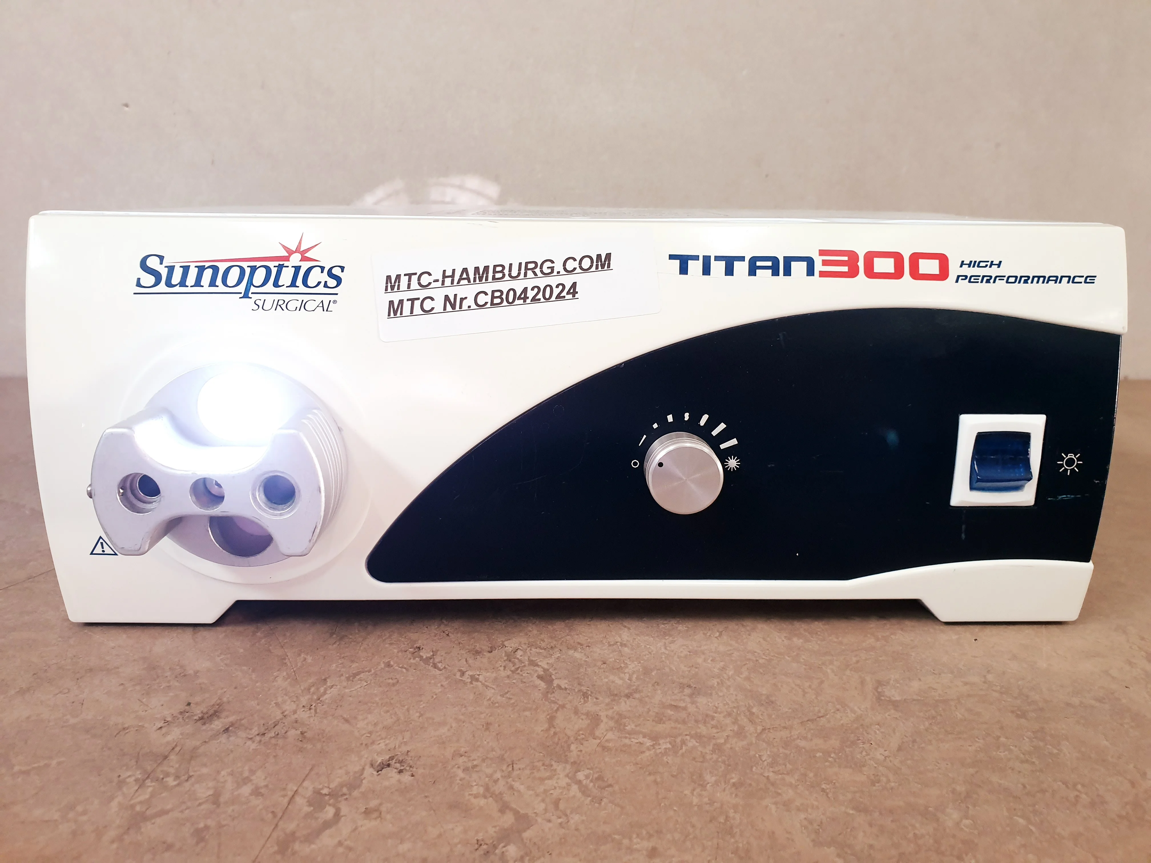 Gebraucht – Sehr Gut SUNOPTICS SURGICAL S300T