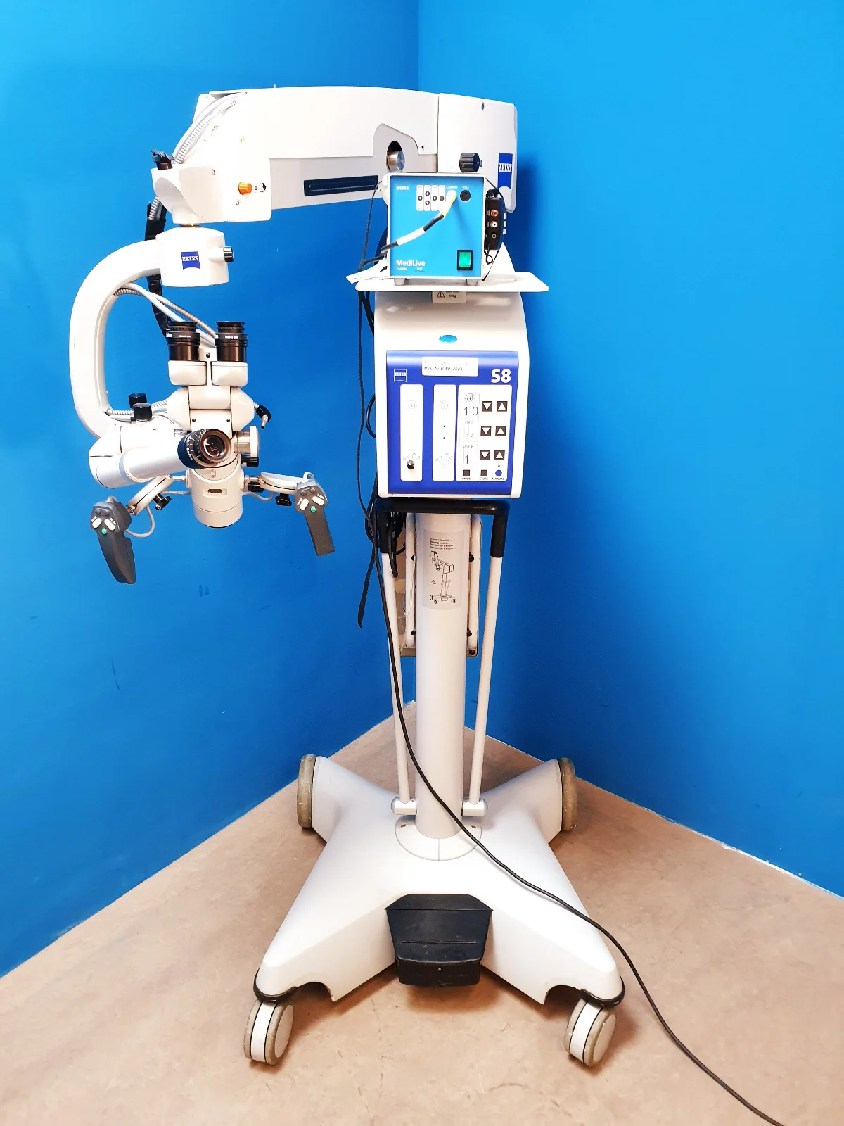 Für Ersatzteile ZEISS OPMI Vario S8