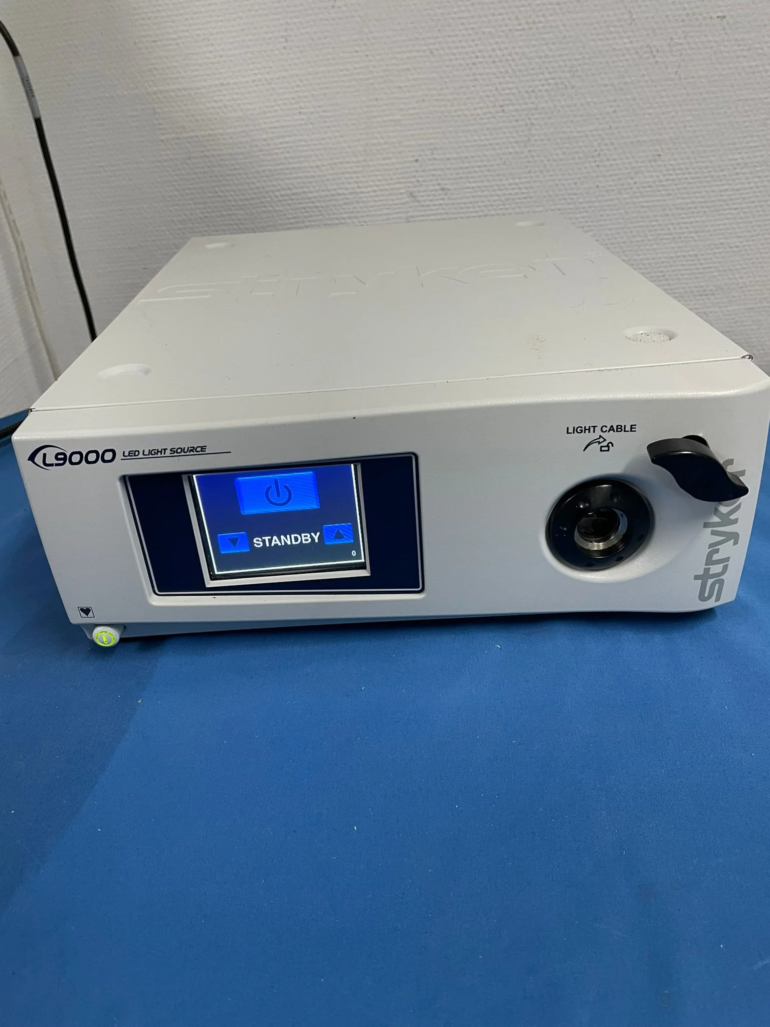 Gebraucht – Gut STRYKER L9000