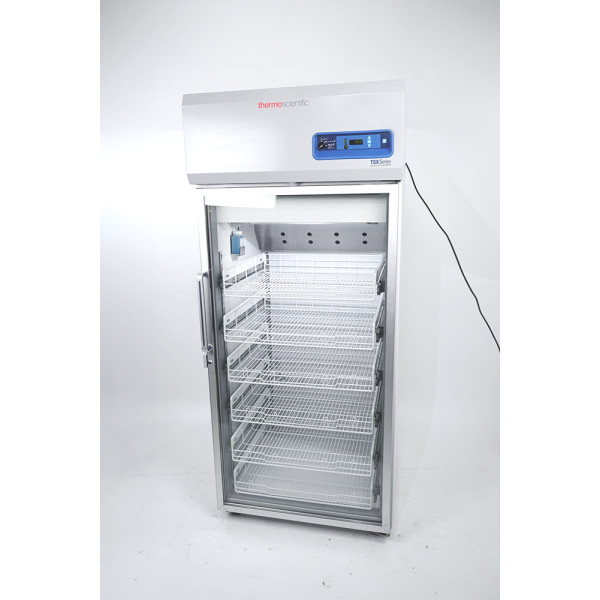 Thermo TSX3005PV High Performance Refrigerator Kühlschrank 827L +3..+, 3.927,00 €