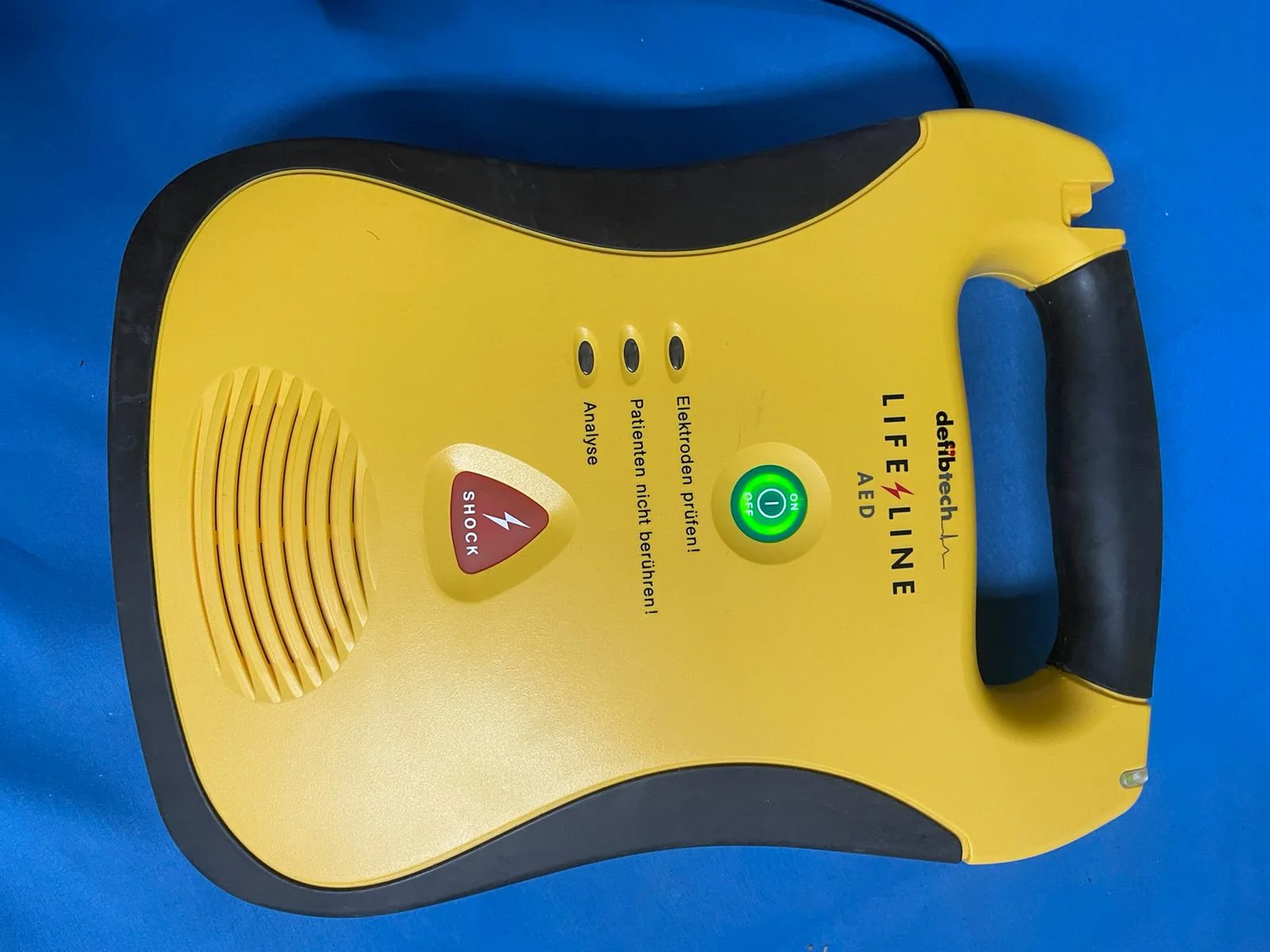 Neu DEFIBTECH Lifeline