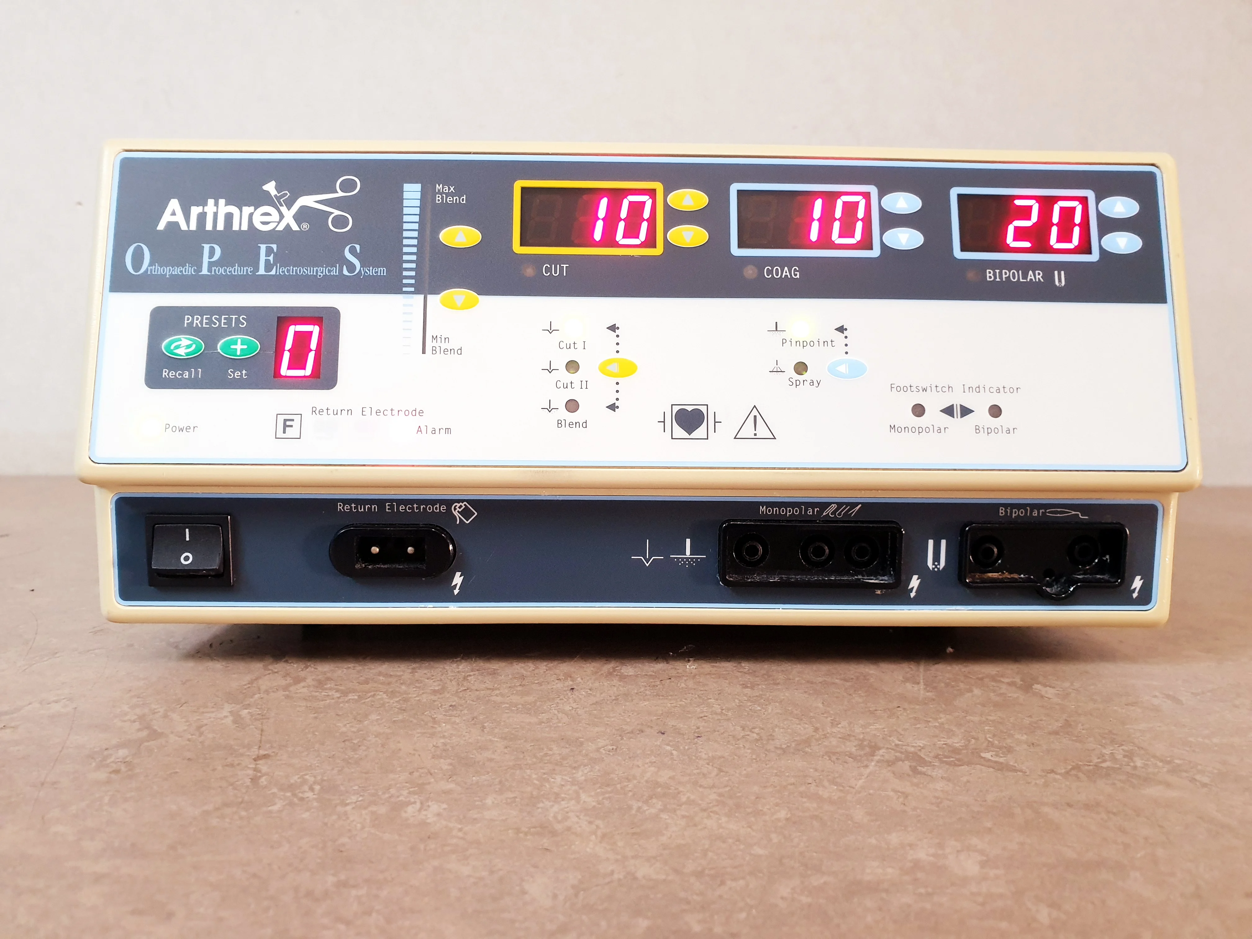 Gebraucht ARTHREX OPES AR-9600