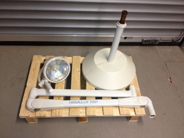 OP-Lampe/Untersuchungsleuchte (Deckenmontage)