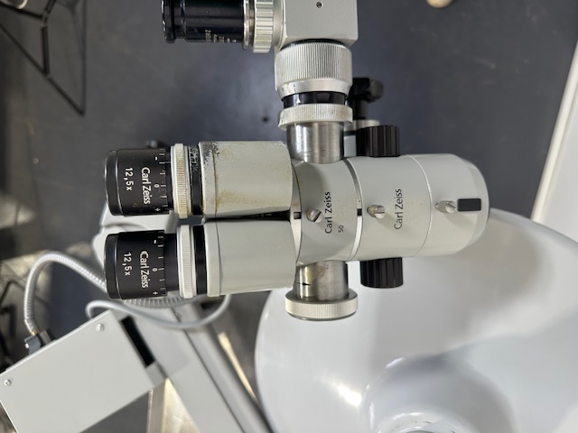 OP-Mikroskop Deckenmontage (HNO/Dental)