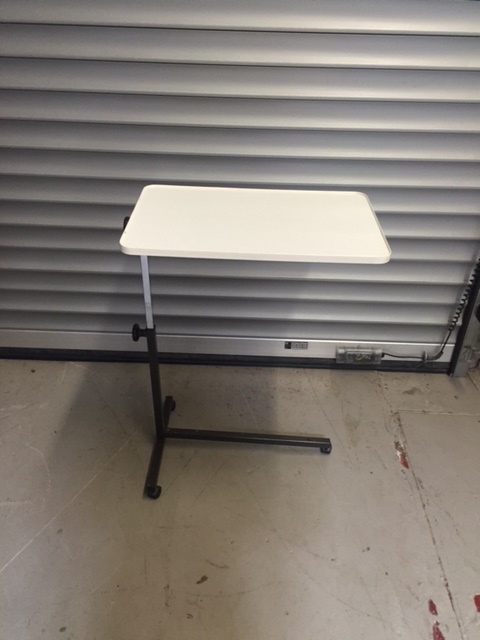 Beistelltisch (stumme Schwester)