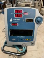 Gebraucht CRITIKON Dinamap Compact TS