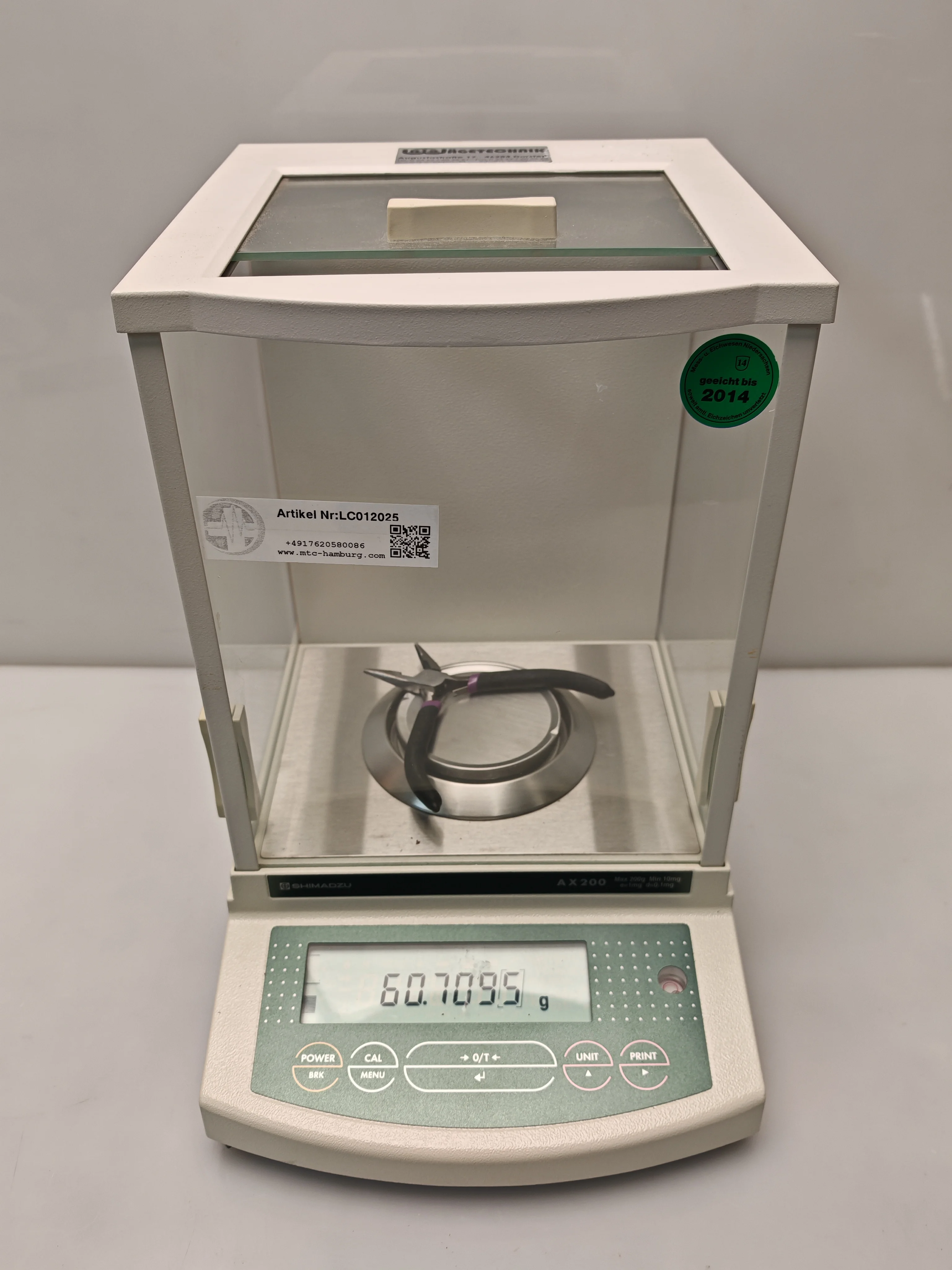 Gebraucht – Sehr Gut SHIMADZU AX200