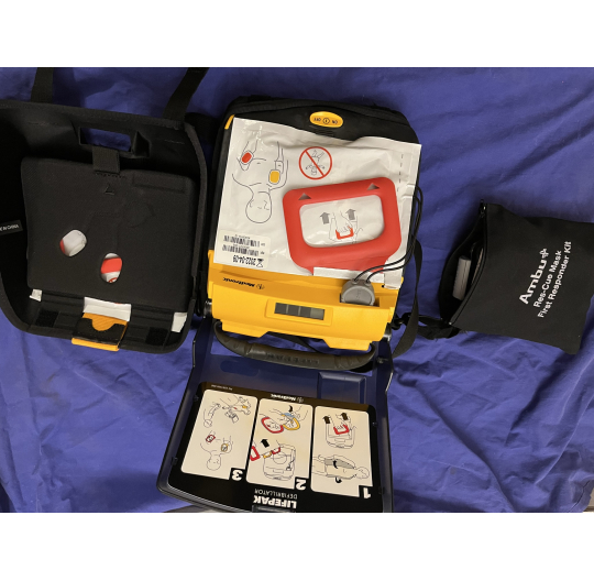 MEDTRONIC LIFEPAK CR Plus AED