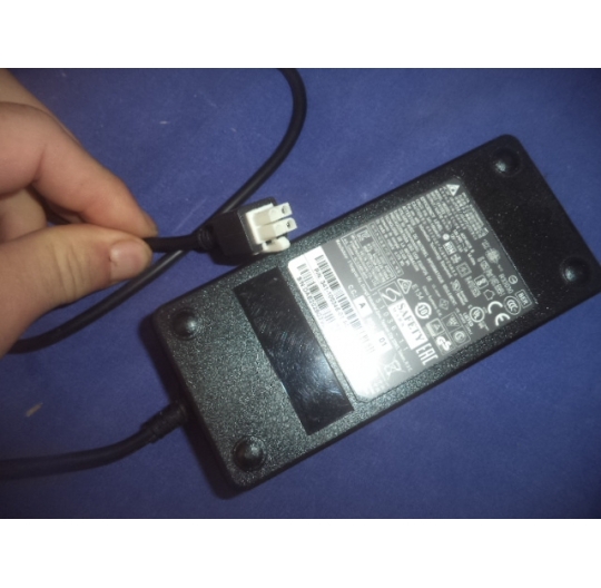 DELTA ELECTRONICS ADP-66CR B