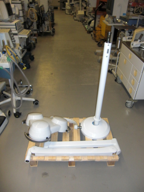 OP-Lampe (Deckenmontage)